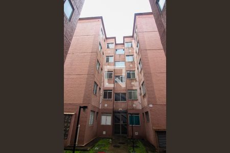 Fachada do bloco de casa de condomínio à venda com 2 quartos, 40m² em Hípica, Porto Alegre
