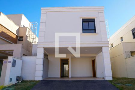 Fachada de casa de condomínio para alugar com 4 quartos, 181m² em Conjunto Residencial Storil, Aparecida de Goiânia