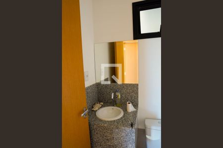 Lavabo de casa de condomínio para alugar com 4 quartos, 181m² em Conjunto Residencial Storil, Aparecida de Goiânia