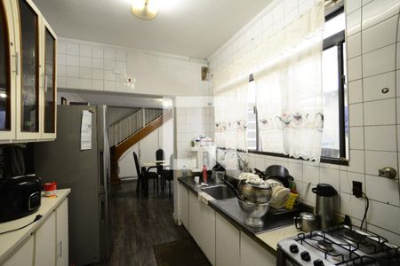 Cozinha de casa para alugar com 4 quartos, 240m² em Aclimação, São Paulo