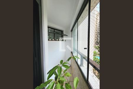 Varanda da Suíte 2 de apartamento à venda com 3 quartos, 161m² em Vila Nova Conceição, São Paulo