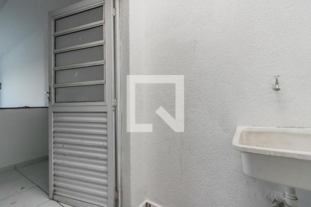 Área de Serviço de casa à venda com 3 quartos, 145m² em Vila Londrina, São Paulo