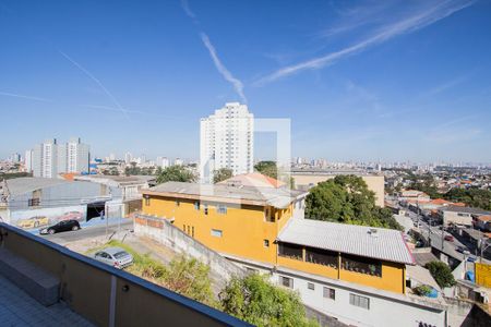 Vista de casa à venda com 3 quartos, 145m² em Vila Londrina, São Paulo