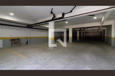 Garagem de casa de condomínio à venda com 3 quartos, 105m² em Vila Guilhermina, São Paulo