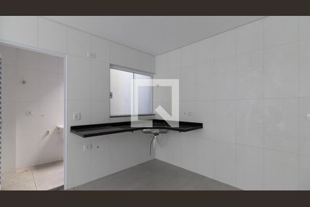 Cozinha de casa de condomínio à venda com 3 quartos, 105m² em Vila Guilhermina, São Paulo