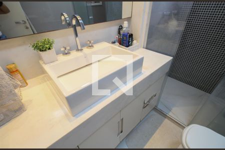 Banheiro Suíte 1 de apartamento à venda com 3 quartos, 125m² em Jardim Ampliacao, São Paulo