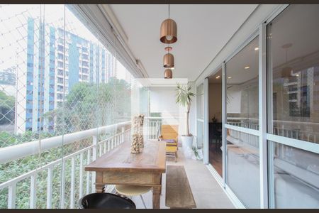 Varanda Sala de apartamento à venda com 3 quartos, 125m² em Jardim Ampliacao, São Paulo