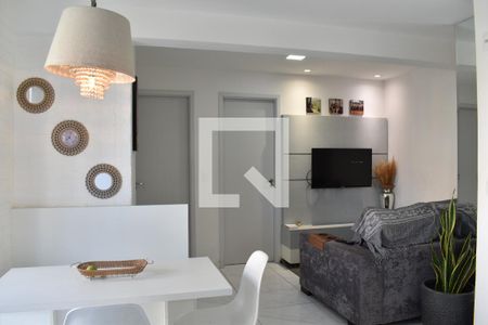Sala de kitnet/studio para alugar com 2 quartos, 45m² em Alto da Xv, Curitiba