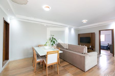 Sala de casa para alugar com 2 quartos, 250m² em Vila Carolina, São Paulo