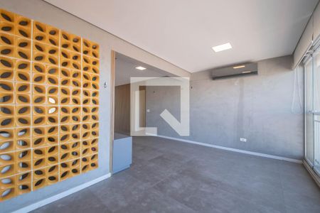 Sala de apartamento à venda com 2 quartos, 123m² em Vila Cordeiro, São Paulo
