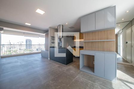 Sala de apartamento à venda com 2 quartos, 123m² em Vila Cordeiro, São Paulo