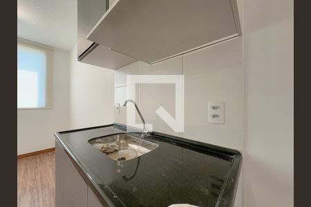 Sala/Cozinha de apartamento à venda com 1 quarto, 25m² em Água Branca, São Paulo