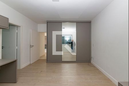 Suíte 1 de apartamento à venda com 3 quartos, 325m² em Barreiro, Belo Horizonte