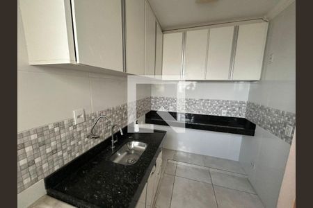 Apartamento à venda com 2 quartos, 40m² em Califórnia, Belo Horizonte
