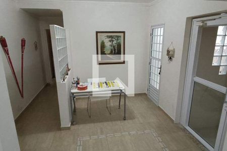 Casa à venda com 3 quartos, 254m² em Vila Moraes, São Paulo
