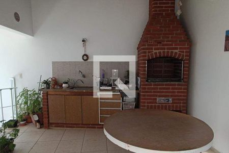 Casa à venda com 3 quartos, 254m² em Vila Moraes, São Paulo