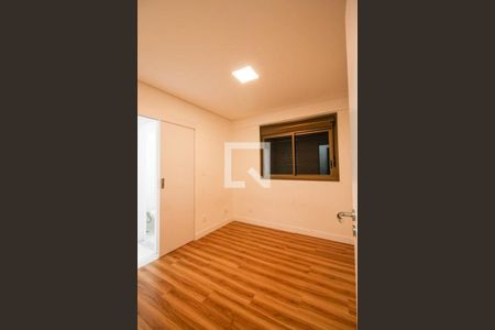 Apartamento à venda com 4 quartos, 156m² em Funcionários, Belo Horizonte