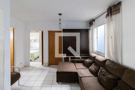 Sala de apartamento para alugar com 2 quartos, 48m² em Conjunto Residencial José Bonifácio, São Paulo