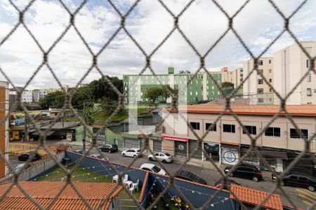 Vista Quarto 1 de apartamento para alugar com 2 quartos, 48m² em Conjunto Residencial José Bonifácio, São Paulo