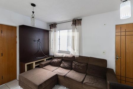 Sala de apartamento para alugar com 2 quartos, 48m² em Conjunto Residencial José Bonifácio, São Paulo