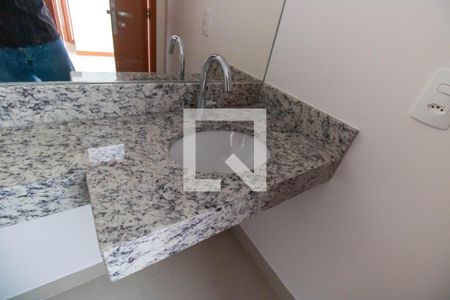 Lavabo de apartamento para alugar com 2 quartos, 100m² em Marazul, Niterói