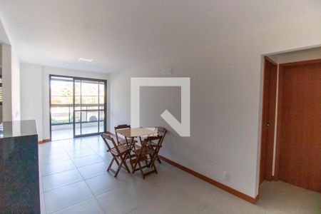 Sala de apartamento para alugar com 2 quartos, 100m² em Marazul, Niterói