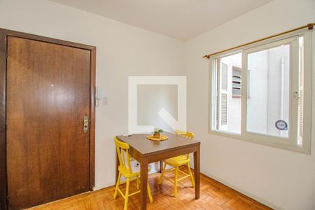 Sala de kitnet/studio à venda com 1 quarto, 29m² em Independência, Porto Alegre