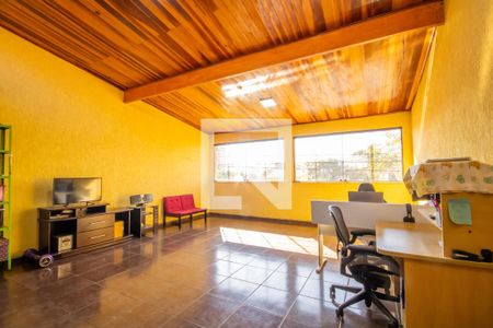 Varanda dos Quartos 1 e 2 de casa à venda com 4 quartos, 208m² em Quitaúna, Osasco