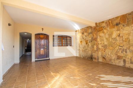 Garagem de casa à venda com 4 quartos, 208m² em Quitaúna, Osasco