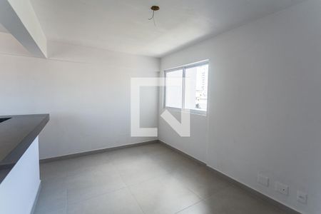 Sala de apartamento para alugar com 3 quartos, 70m² em Ipiranga, Belo Horizonte