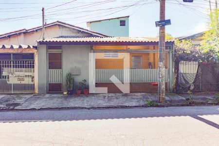 Fachada de casa à venda com 2 quartos, 85m² em Conjunto Residencial Butanta, São Paulo