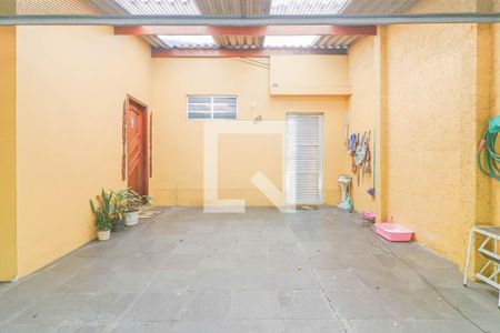Garagem de casa à venda com 2 quartos, 85m² em Conjunto Residencial Butanta, São Paulo