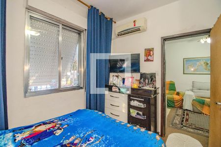 Quarto 1 de apartamento à venda com 5 quartos, 56m² em Passo D’areia, Porto Alegre