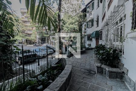 Hall de entrada de apartamento à venda com 3 quartos, 85m² em Leblon, Rio de Janeiro