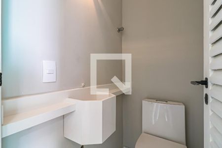 Lavabo de apartamento à venda com 2 quartos, 123m² em Vila Indiana, São Paulo