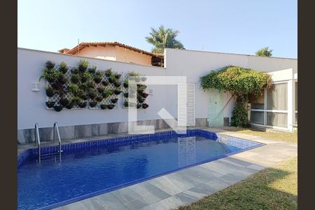 Área comum de casa à venda com 4 quartos, 325m² em Alto de Pinheiros, São Paulo