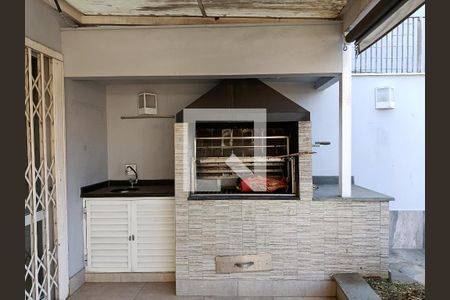 Área comum de casa à venda com 4 quartos, 325m² em Alto de Pinheiros, São Paulo
