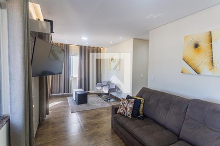 Sala de casa à venda com 3 quartos, 400m² em Cachoeirinha, Belo Horizonte