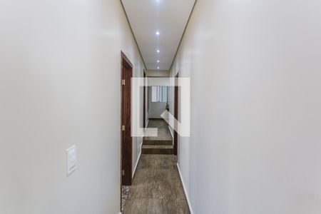 Corredor de casa à venda com 3 quartos, 400m² em Cachoeirinha, Belo Horizonte