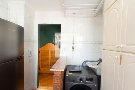 Cozinha de apartamento para alugar com 1 quarto, 55m² em Indianópolis, São Paulo