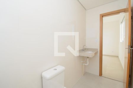 Banheiro da Suíte de apartamento à venda com 2 quartos, 62m² em Novo Riacho, Contagem