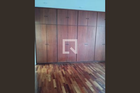 Apartamento à venda com 3 quartos, 180m² em Cambuí, Campinas