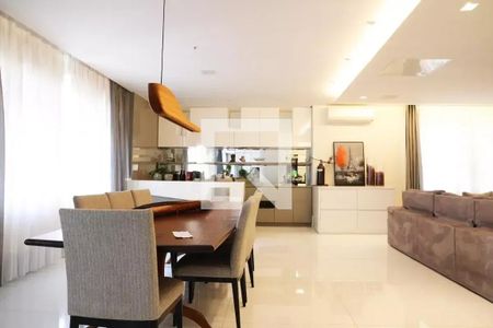 Apartamento à venda com 4 quartos, 300m² em Higienópolis, São Paulo