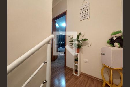 Escada de casa à venda com 2 quartos, 95m² em Jardim Lallo, São Paulo