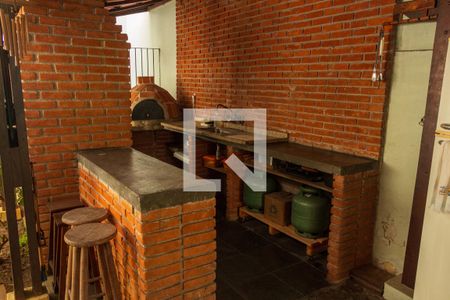 Churrasqueira de casa para alugar com 3 quartos, 336m² em Jardim dos Lagos, São Paulo