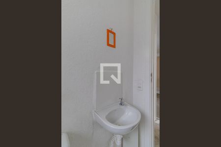 Banheiro de apartamento à venda com 2 quartos, 40m² em Colônia (zona Leste), São Paulo