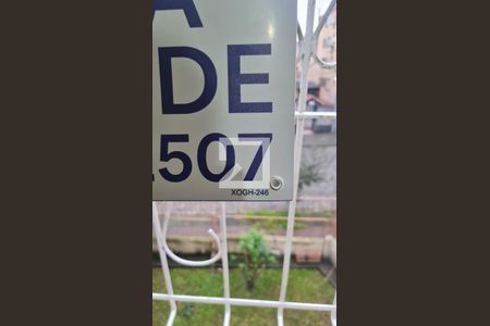 Código placa de apartamento para alugar com 1 quarto, 50m² em Jardim Dona Leopoldina, Porto Alegre
