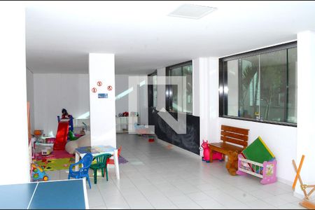 Área comum de apartamento à venda com 2 quartos, 70m² em Ana Lúcia, Belo Horizonte