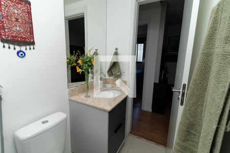Banheiro de apartamento para alugar com 2 quartos, 67m² em Barra Funda, São Paulo