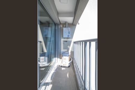 Varanda de kitnet/studio para alugar com 1 quarto, 24m² em Vila Cordeiro, São Paulo